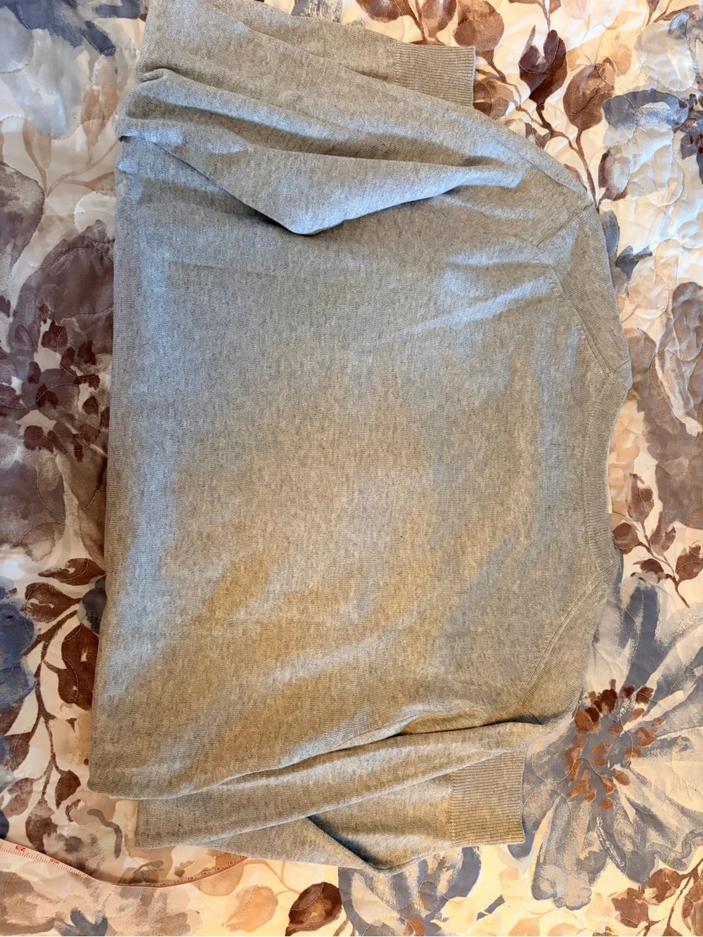 Old Navy Heather Gray Crewneck Sweater